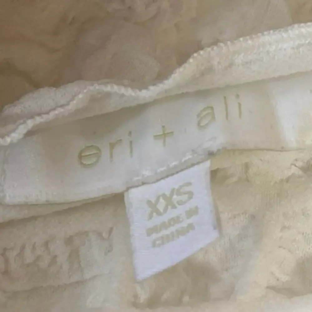 Anthropologie Eri + Ali Women's White Textured Bubble Puff Sleeve Blouse Top XXS